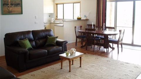 Hawksview At Mafeking - Accommodation Newcastle 5