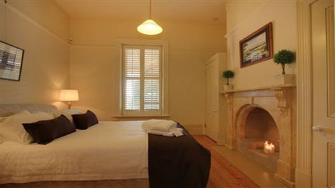 The Grange Portsea - Accommodation Newcastle 2
