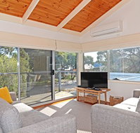 Barrakee Beach House - Anglesea - Accommodation Newcastle