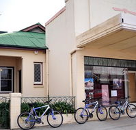 The Glen Bakery - Accommodation Newcastle