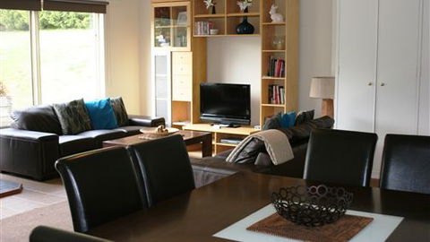 The Barn At Charlottes Hill - Accommodation Newcastle 2