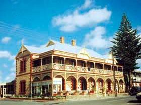 Victor Harbor SA Accommodation Newcastle