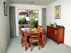 Bellevue Bed & Breakfast - Accommodation Newcastle 2