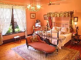 Buxton Manor - Musica Viva Apartment - Accommodation Newcastle 1