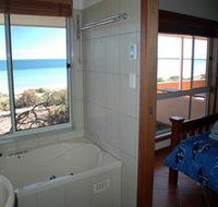 Ceduna Shelly Beach Caravan Park and Beachfront Villas - Accommodation Newcastle