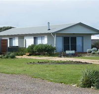 Coorong Waterfront Retreat - Accommodation Newcastle