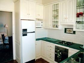 Grandview House Apartments - Glenelg - Accommodation Newcastle 1