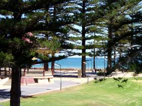 Grandview House Apartments - Glenelg - Accommodation Newcastle 2