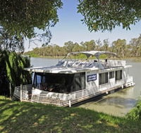 Boats and Bedzzz - The Murray Dream self-contained moored Houseboat - Accommodation Newcastle