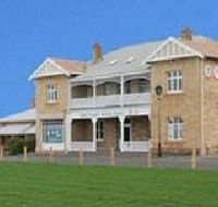 Port Elliot Beach House YHA - Accommodation Newcastle