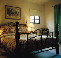 St Helens - Fettlers Cottage - Accommodation Newcastle