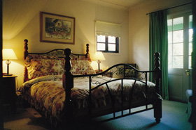 St Helens - Fettlers Cottage - Accommodation Newcastle 0