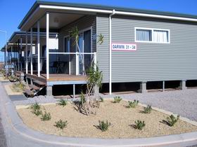 Sundowner Cabin And Tourist Park - Accommodation Newcastle 0