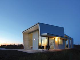 Tanonga Luxury Eco-Lodges - Accommodation Newcastle 0