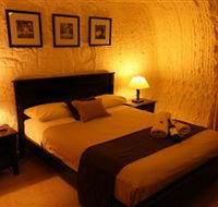 Underground Bed and Breakfast - Accommodation Newcastle