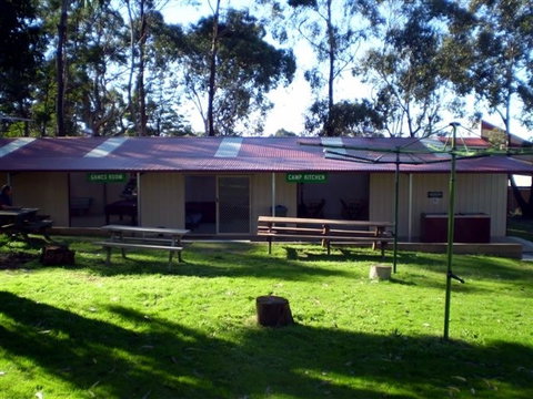 A Maze 'N Things Holiday Park - Accommodation Newcastle 3