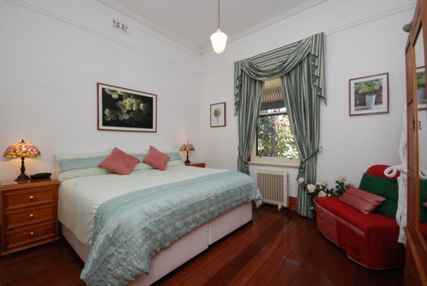 Above Bored Bed And Breakfast - Accommodation Newcastle 1