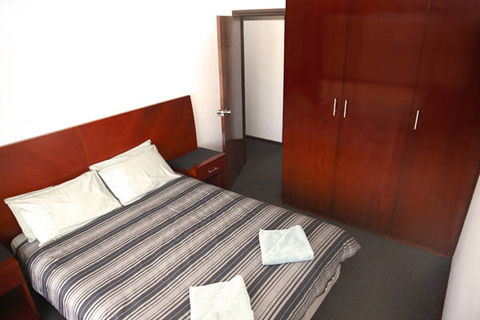 Across Country Motor Inn - Accommodation Newcastle 3