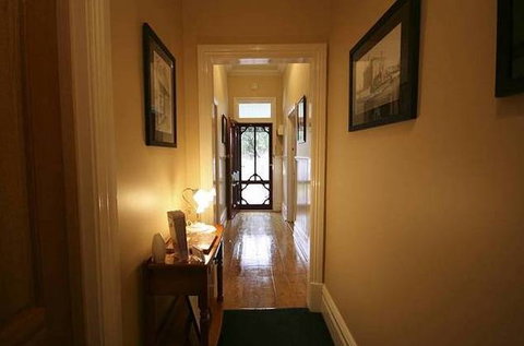 Airleigh Rose Cottage - Accommodation Newcastle 1