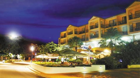 Airlie Beach Hotel - Accommodation Newcastle 0