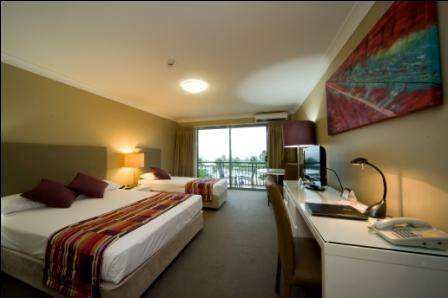 Airlie Beach Hotel - Accommodation Newcastle 1