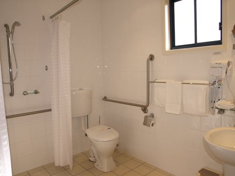 Airolodge International - Accommodation Newcastle 2