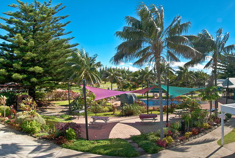 Aloha Apartments - Accommodation Newcastle 1