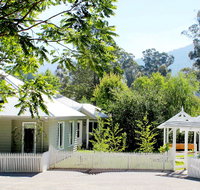 Amelina Cottages - Accommodation Newcastle