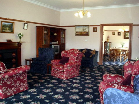 Annabelle Of Healesville Bed & Breakfast - Accommodation Newcastle 4