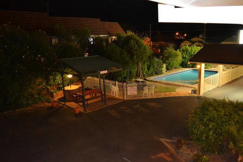 Atlas Motel - Accommodation Newcastle 3