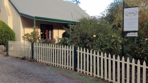 Country Pleasures Bed And Breakfast - Accommodation Newcastle 5