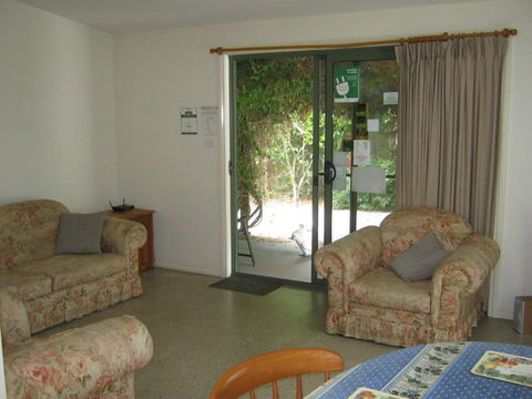Tim's Place - Accommodation Newcastle 4