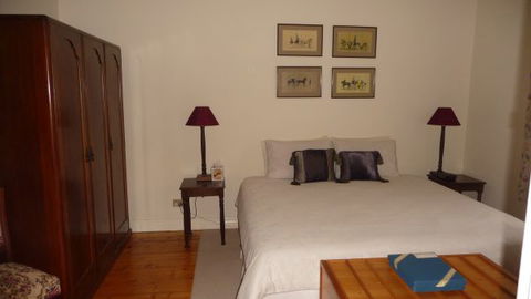 Amor Of Red Hill - Accommodation Newcastle 2