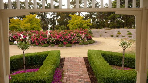 Amor Of Red Hill - Accommodation Newcastle 6