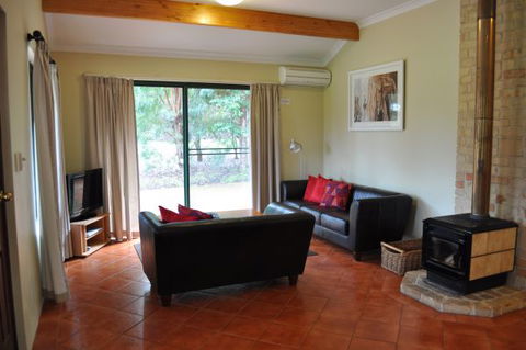 Karri Valley Chalets - Accommodation Newcastle 1