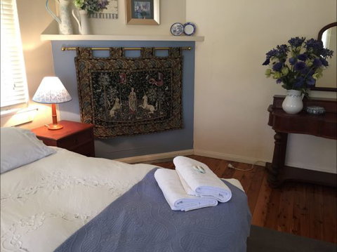 Apartments On-The-Park: March - Accommodation Newcastle 3