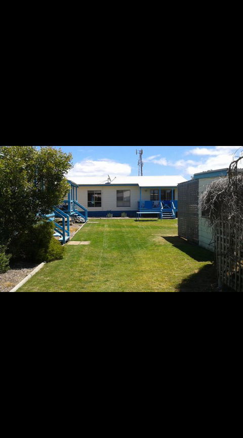Marion Bay Holiday Villas - Accommodation Newcastle 2