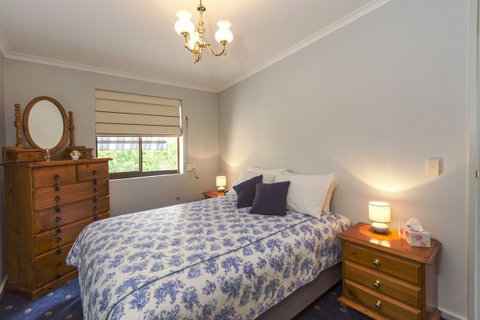 Boston Bay Apartment - Accommodation Newcastle 6