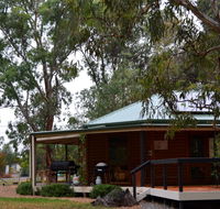 Friends at McLaren Vale - Accommodation Newcastle