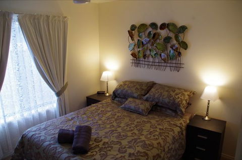 Marina Park View - Accommodation Newcastle 5