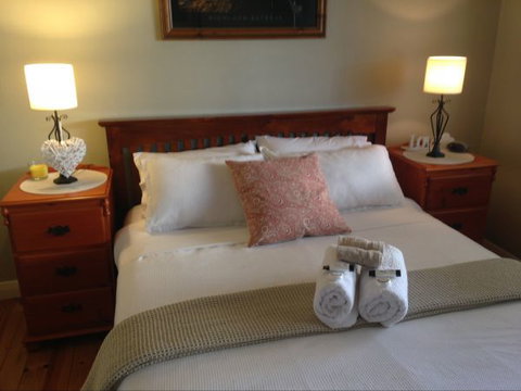 Clove Hitch Holiday House - Accommodation Newcastle 3