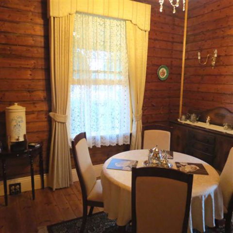 Drysdale House B & B - Accommodation Newcastle 3