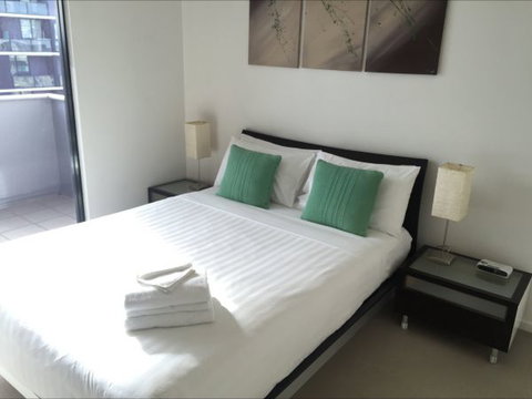 Harbour Escape Apartments Docklands - Accommodation Newcastle 7