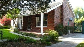 Joslin SA Accommodation Newcastle