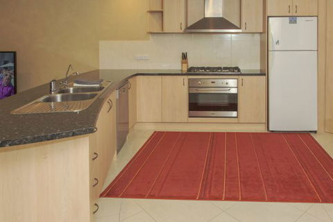 Monterey Waters 27B - Accommodation Newcastle 2