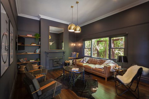 Alchemy House Hepburn - Accommodation Newcastle 3