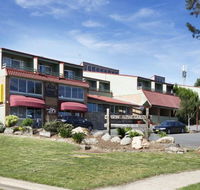 Aspire Alpine Gables and Brumby Bar - Accommodation Newcastle