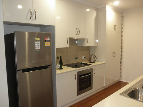 C&C's Bed And Breakfast - Accommodation Newcastle 5