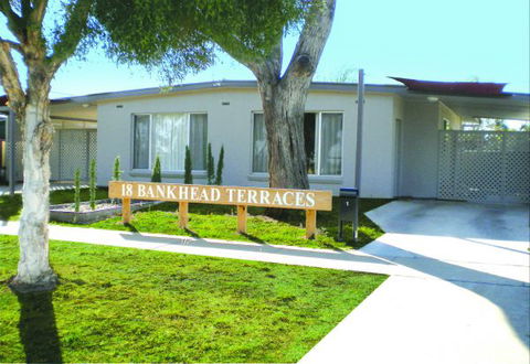 Cohuna Bankhead Terraces - Accommodation Newcastle 0