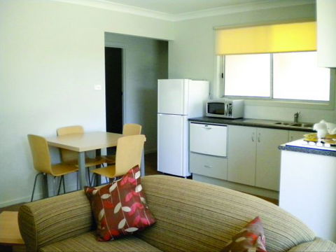 Cohuna Bankhead Terraces - Accommodation Newcastle 2